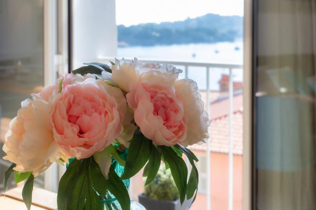 #40 Bright Sea View Suite For 6 2Mins Walk Port & Sea Villefranche-sur-Mer Buitenkant foto